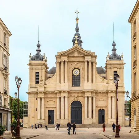 Apartamento Le Saint Louis, 5 Minutes Walking From Castle Versalles